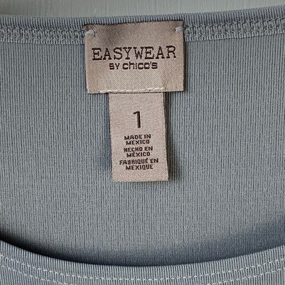 đź’°Chico's Easywear Grey Short Sleeve Stretchy Tee w Sparkly Rhinestones Sz 1 M/8 - Picture 5 of 8